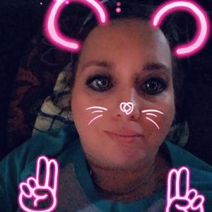 Meet your Posher, Rebecca